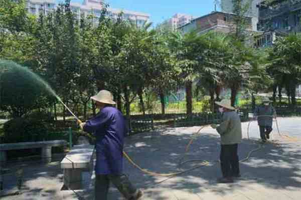 樹木打藥當(dāng)晚下雨，藥效還在嗎？